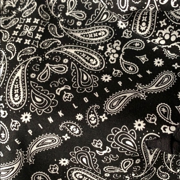 🆕 Victoria Secret “not so mini” mini Backpack NWT final markdown - Picture 5 of 10